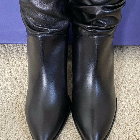 Stuart Weitzman Smashing Black Leather Knee Boots - Picture 5 of 12